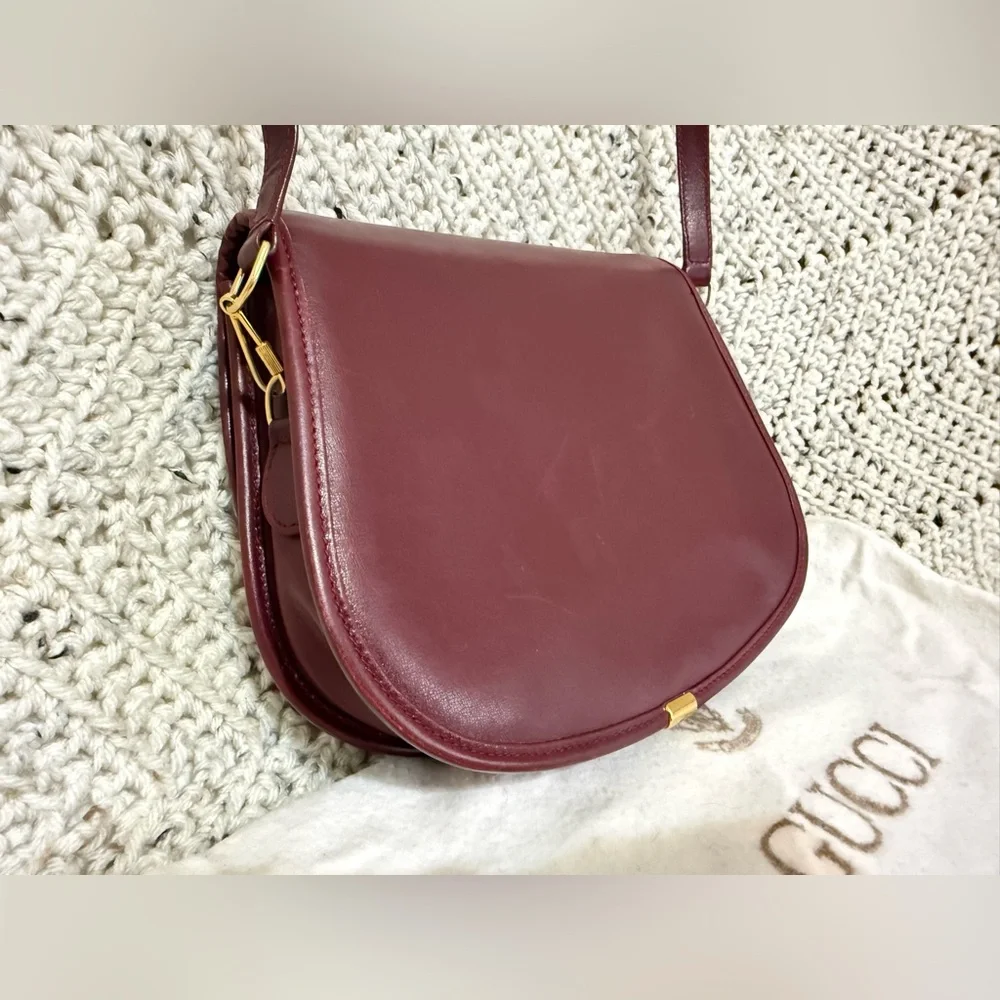 Vintage Gucci Burgundy Crossbody - Picture 6 of 12
